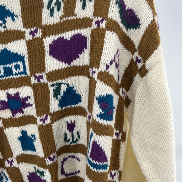 Patterned Cream and Brown Sweater - Picture 4 of 8